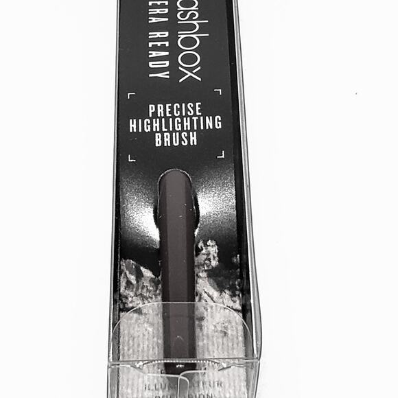 Smashbox Precise Highlighting Brush - Picture 3 of 6
